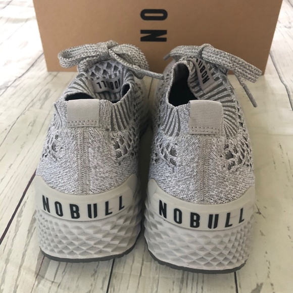 cool grey knit runner